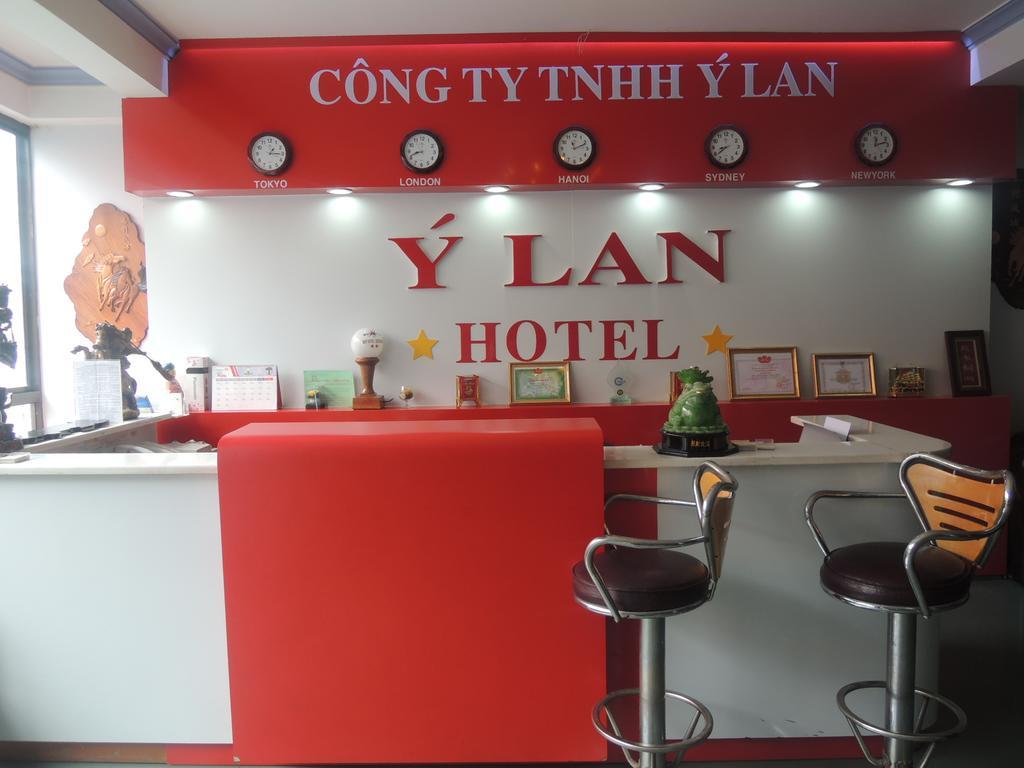 Y Lan Hotell Dalat Exteriör bild