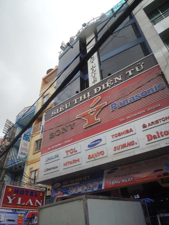 Y Lan Hotell Dalat Exteriör bild