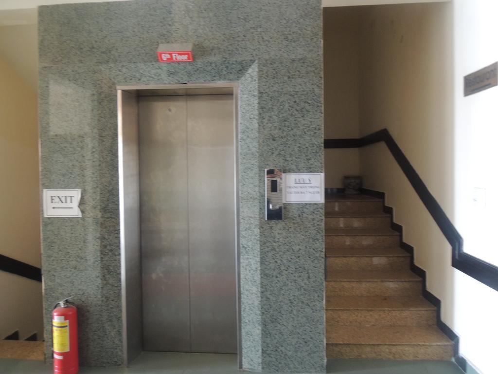 Y Lan Hotell Dalat Exteriör bild